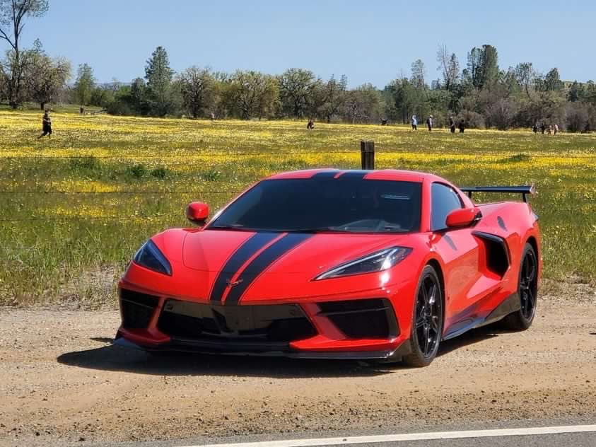 Alan Rs 2021 Corvette Stingray 3LT in torch-red