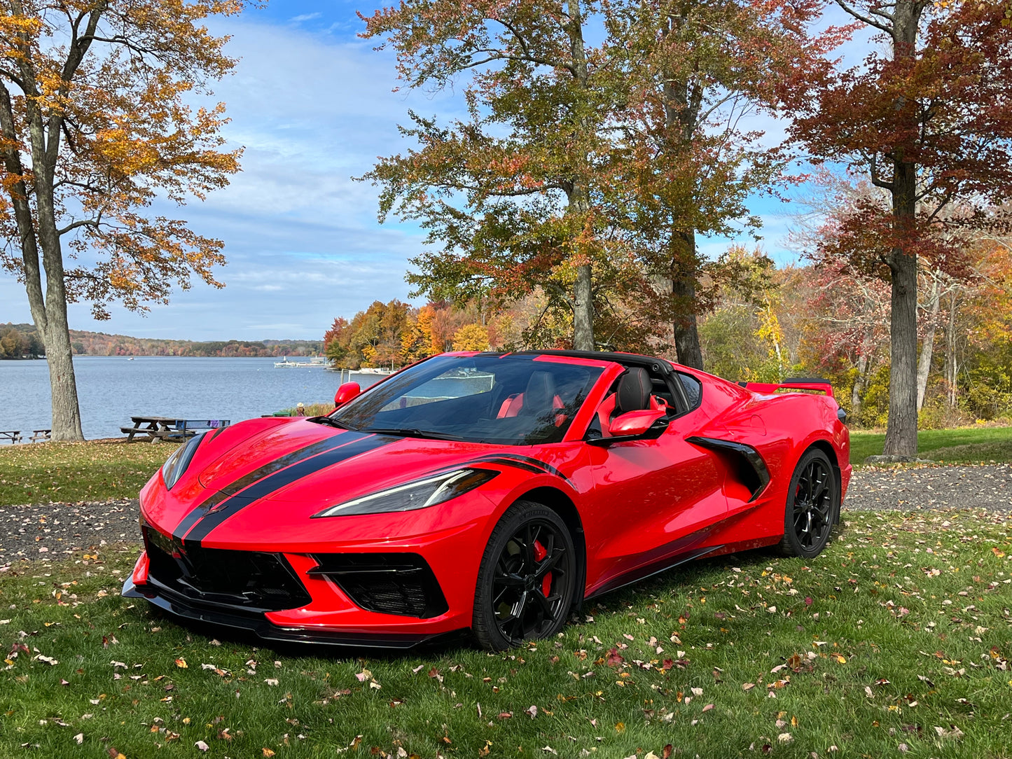 Darryl Ds 2022 Corvette Stingray 2LT in torch-red