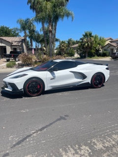 Ed and Cherrils 2021 Corvette Stingray 1LT in arctic-white