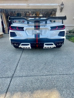 Ed and Cherrils 2021 Corvette Stingray 1LT in arctic-white