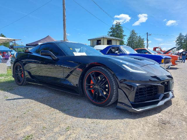 1wickedc7s 2020 Corvette Stingray 3LT in gloss-black