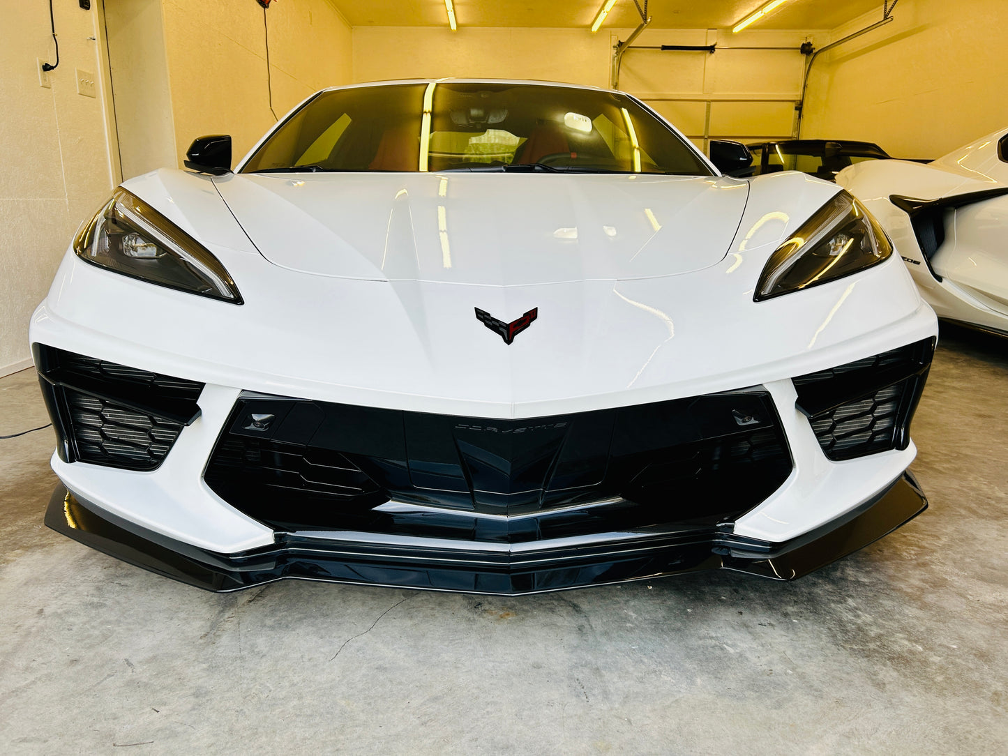 Darren Burnetts 2020 Corvette Stingray 2LT in arctic-white