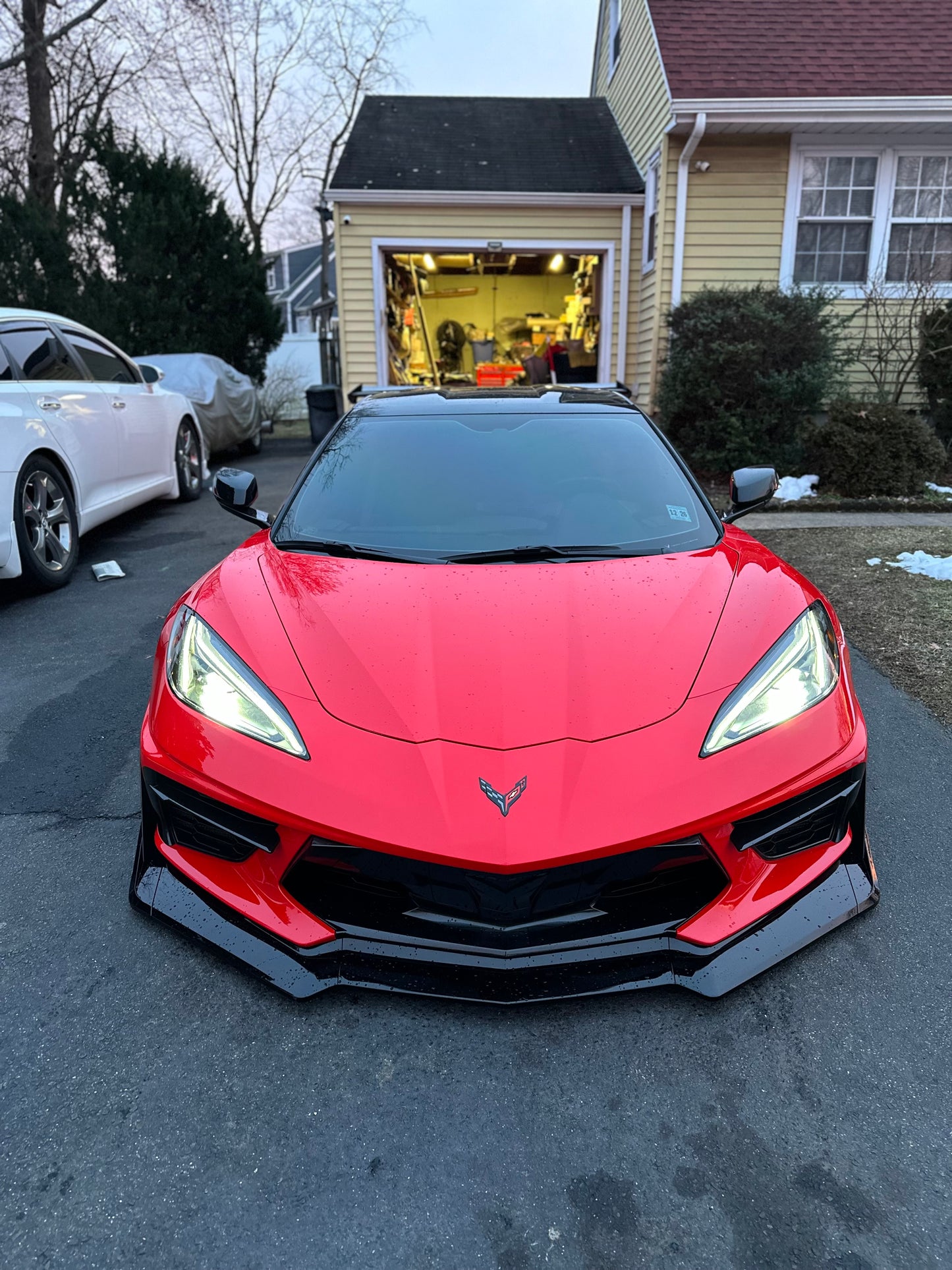 1 sic c8s 2021 Corvette Stingray 1LT in torch-red