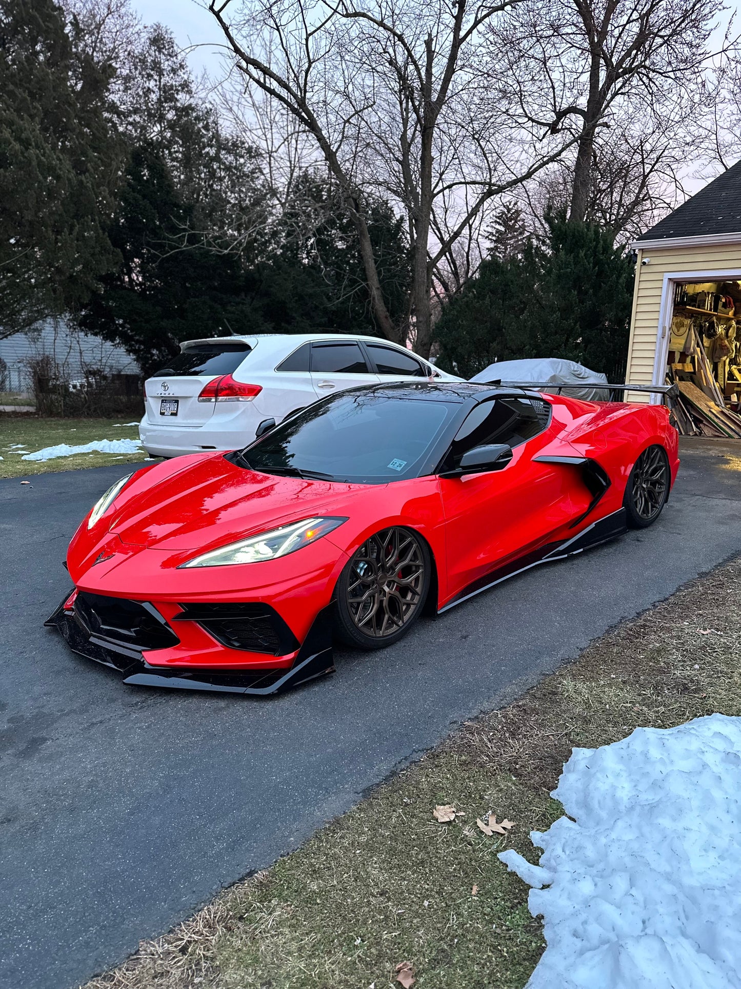 1 sic c8s 2021 Corvette Stingray 1LT in torch-red