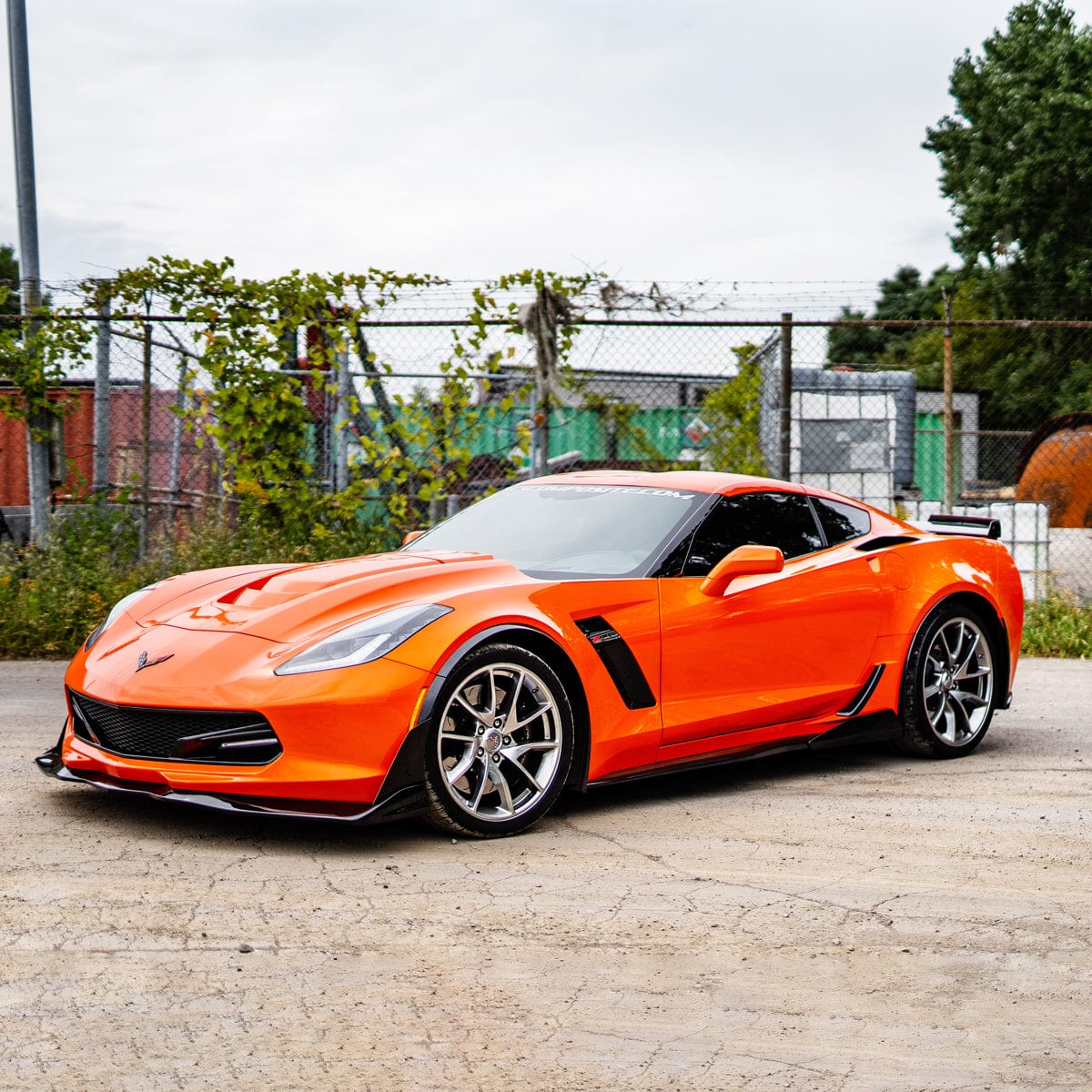 ACS C7 Corvette 5VM Rocker Winglet in Carbon Flash Black, SKU 45-4-261, attached to Z06 style rockers.