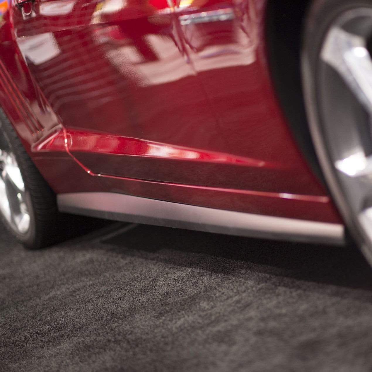 ACS Composite Camaro Side Rockers in Satin Black for 2014-2015 V6 models (46-4-005 SBK). Enhance your Camaro's style and performance with these aerodynamic side skirts.