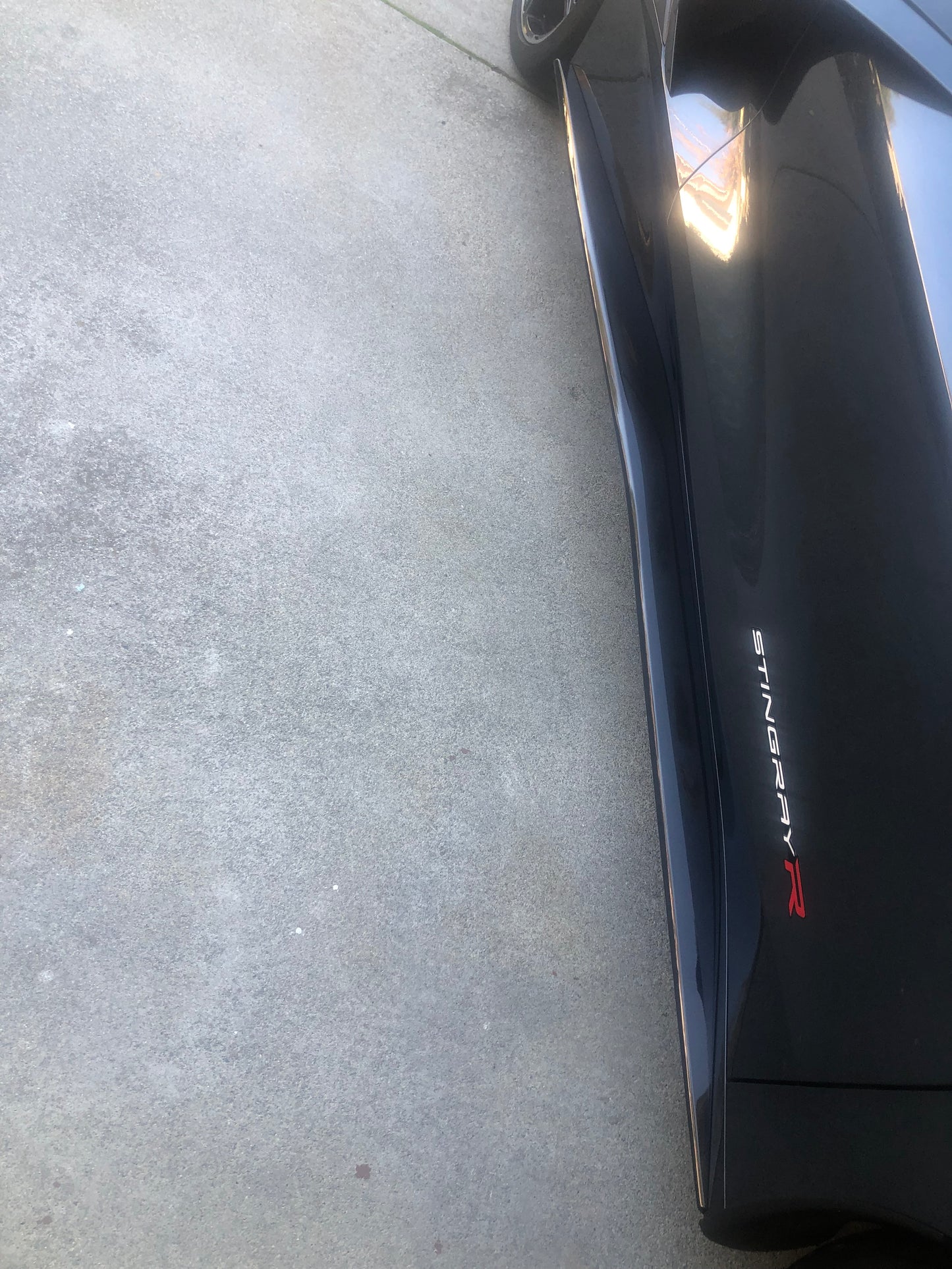 1VM Rockers installeds 2021 Corvette Stingray 3LT in shadow-gray-metallic