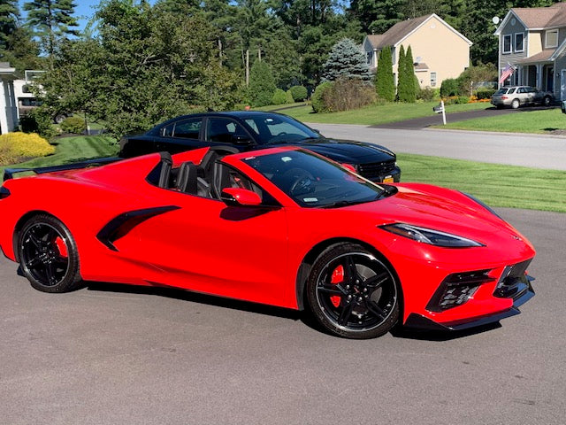 Kevin Bs 2022 Corvette Stingray 1LT in torch-red