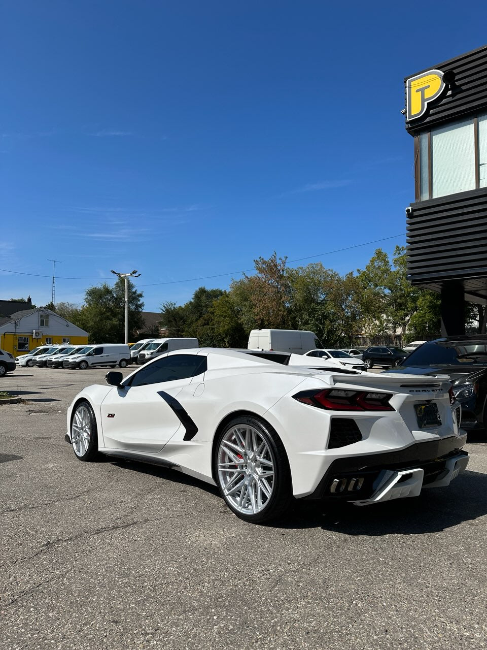 Robert Gs 2020 Corvette Stingray 1LT in arctic-white