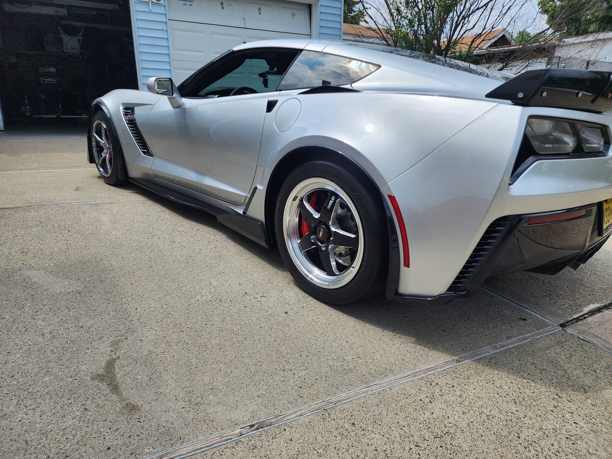 J Garcia 2018 C7 Z07s 2018 Corvette Z06 3LZ in blade-silver