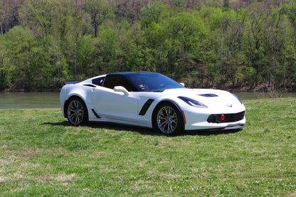 Bryan Elkinss 2015 Corvette Z06 1LZ in arctic-white