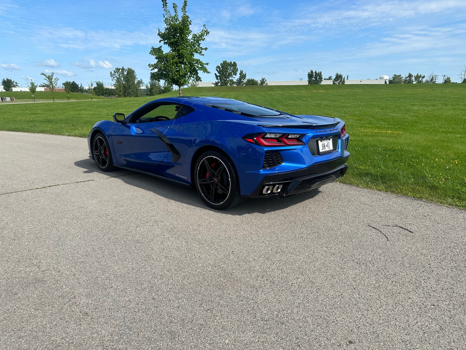 2023 Stingray Rs 2023 Corvette Stingray 1LT in elkhart-lake-blue-metallic