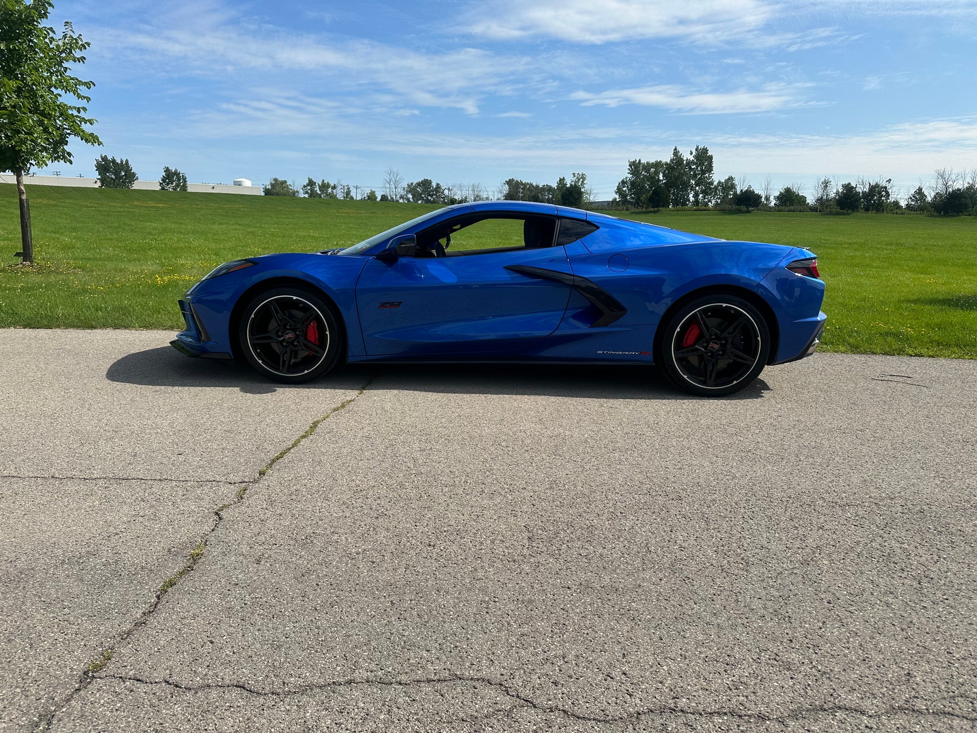 2023 Stingray Rs 2023 Corvette Stingray 1LT in elkhart-lake-blue-metallic