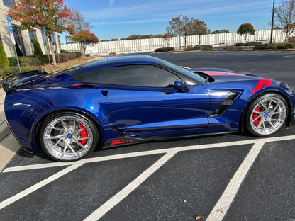 Juval Blues 2018 Corvette Grand Sport 3LT in admiral-blue