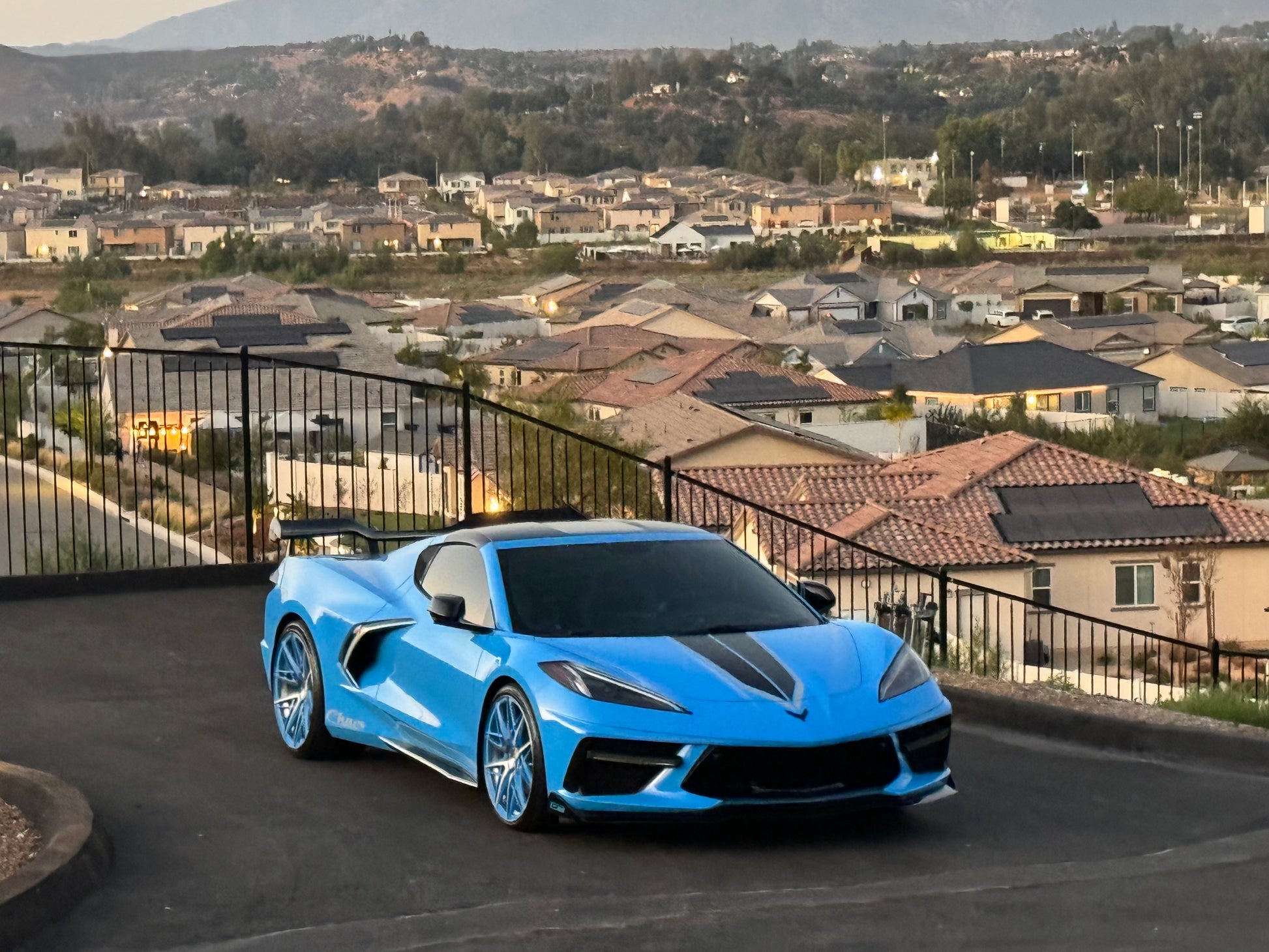 Chris Hs 2020 Corvette Stingray 3LT in rapid-blue