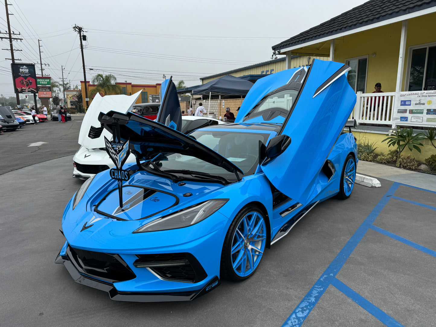 Chris Hs 2020 Corvette Stingray 3LT in rapid-blue