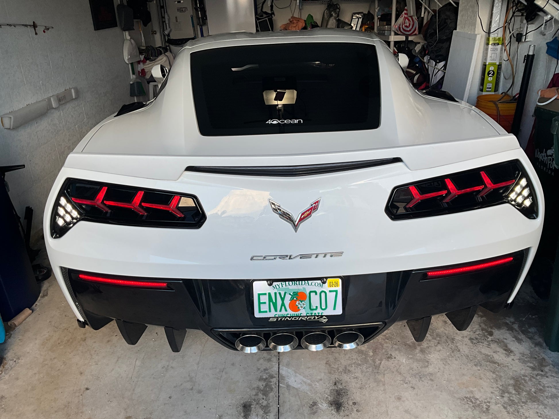 James Freeberns 2019 Corvette Stingray 1LT in arctic-white