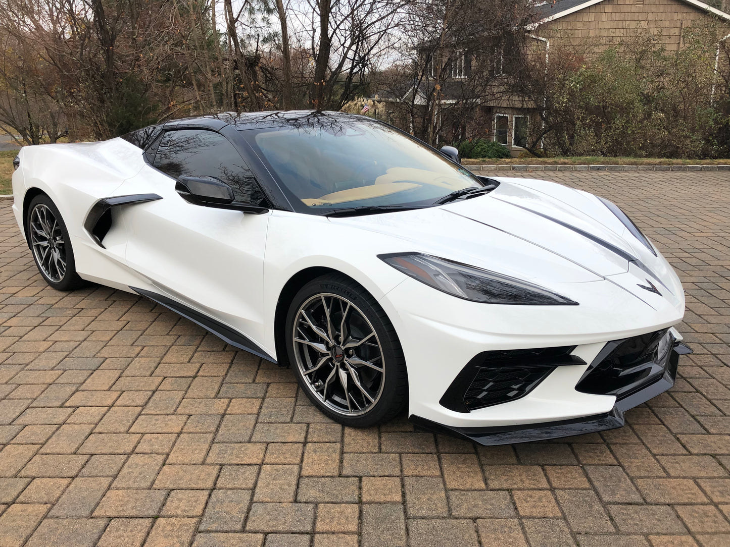 Gregg Von Urffs 2024 Corvette Stingray 3LT in arctic-white