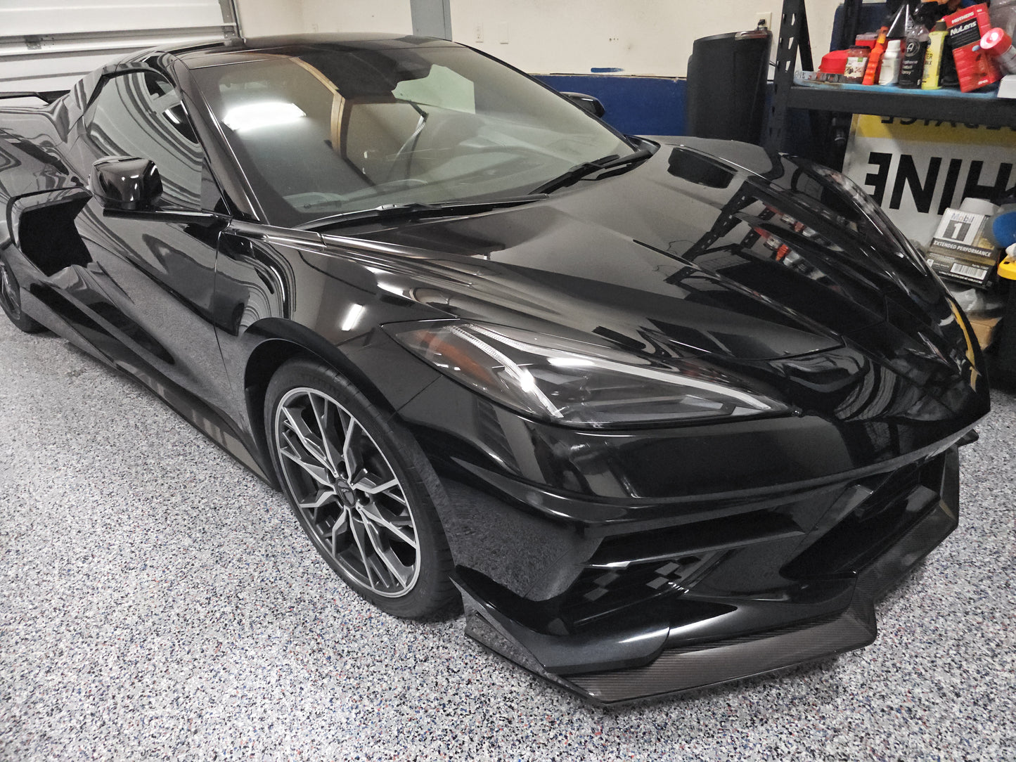 BVMs 2024 Corvette Stingray 2LT in gloss-black