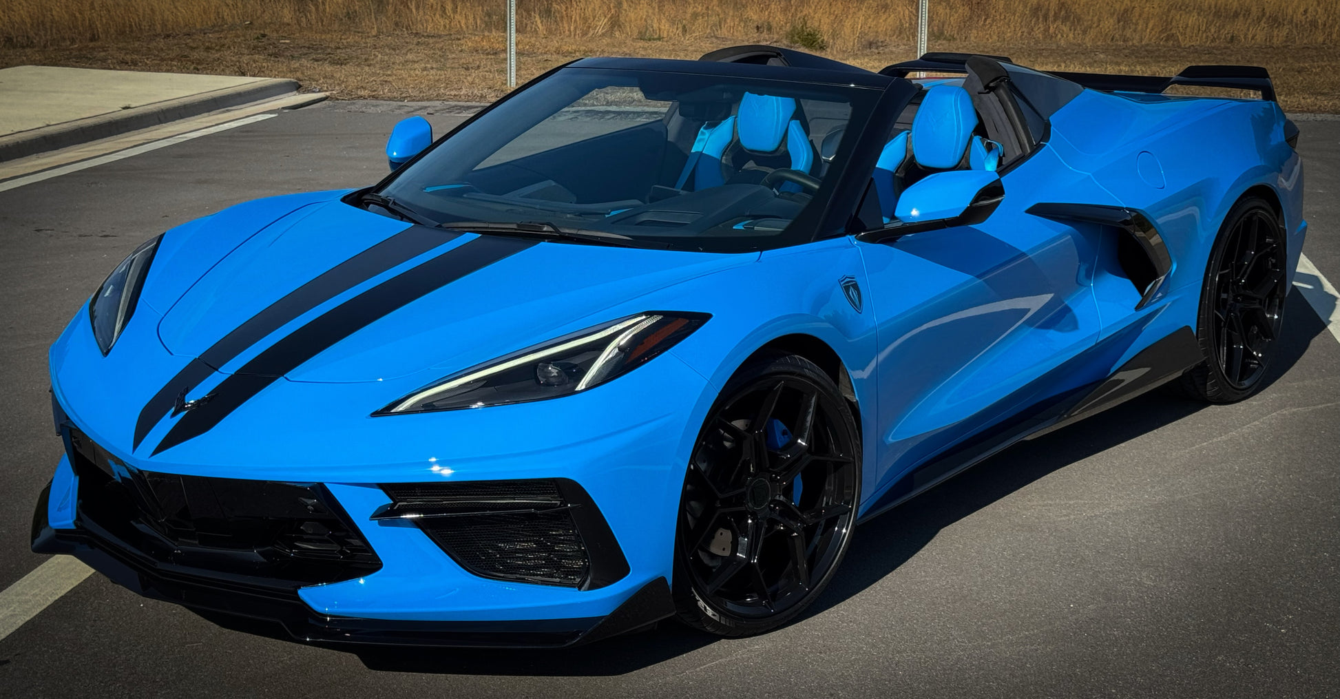 Montys 2020 Corvette Stingray 3LT in rapid-blue