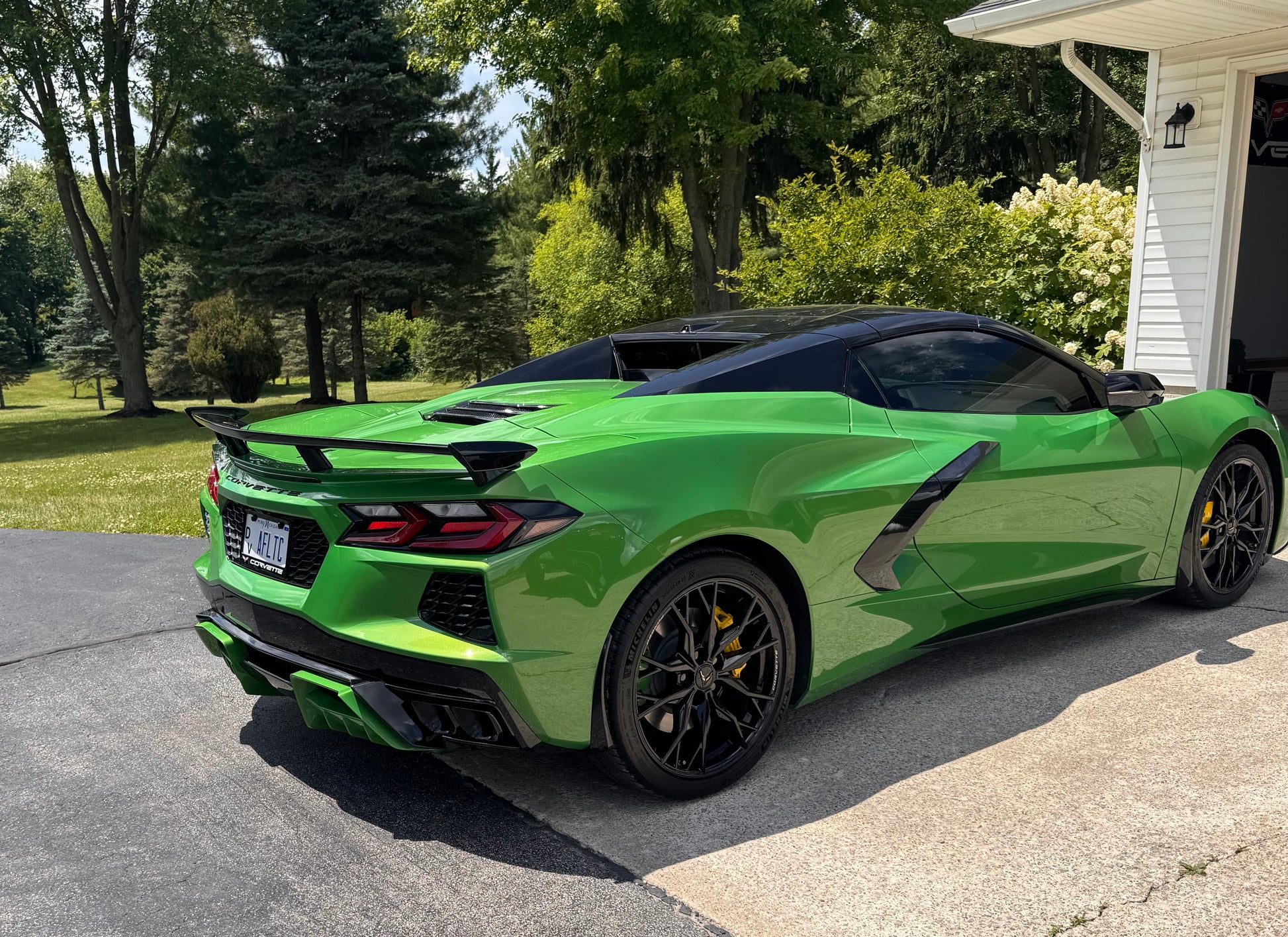 ACS Composite customer review image for C8 Stingray Z06 Style Rockers