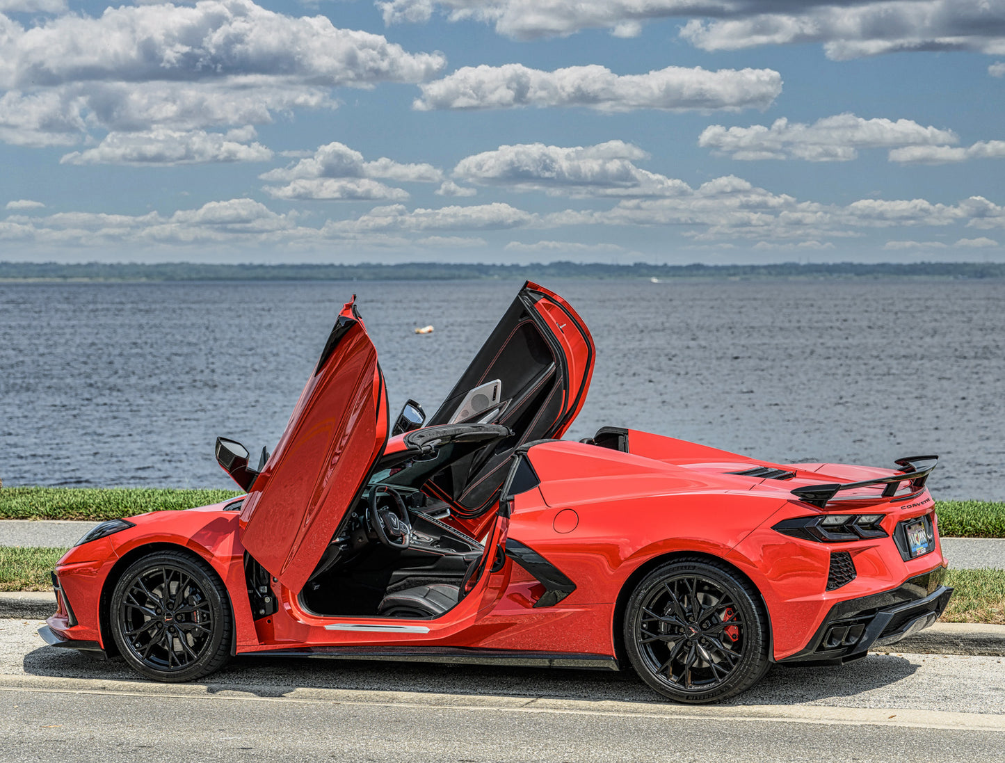 ACS Composite customer review image for C8 Stingray E-Brake Caliper Cover
